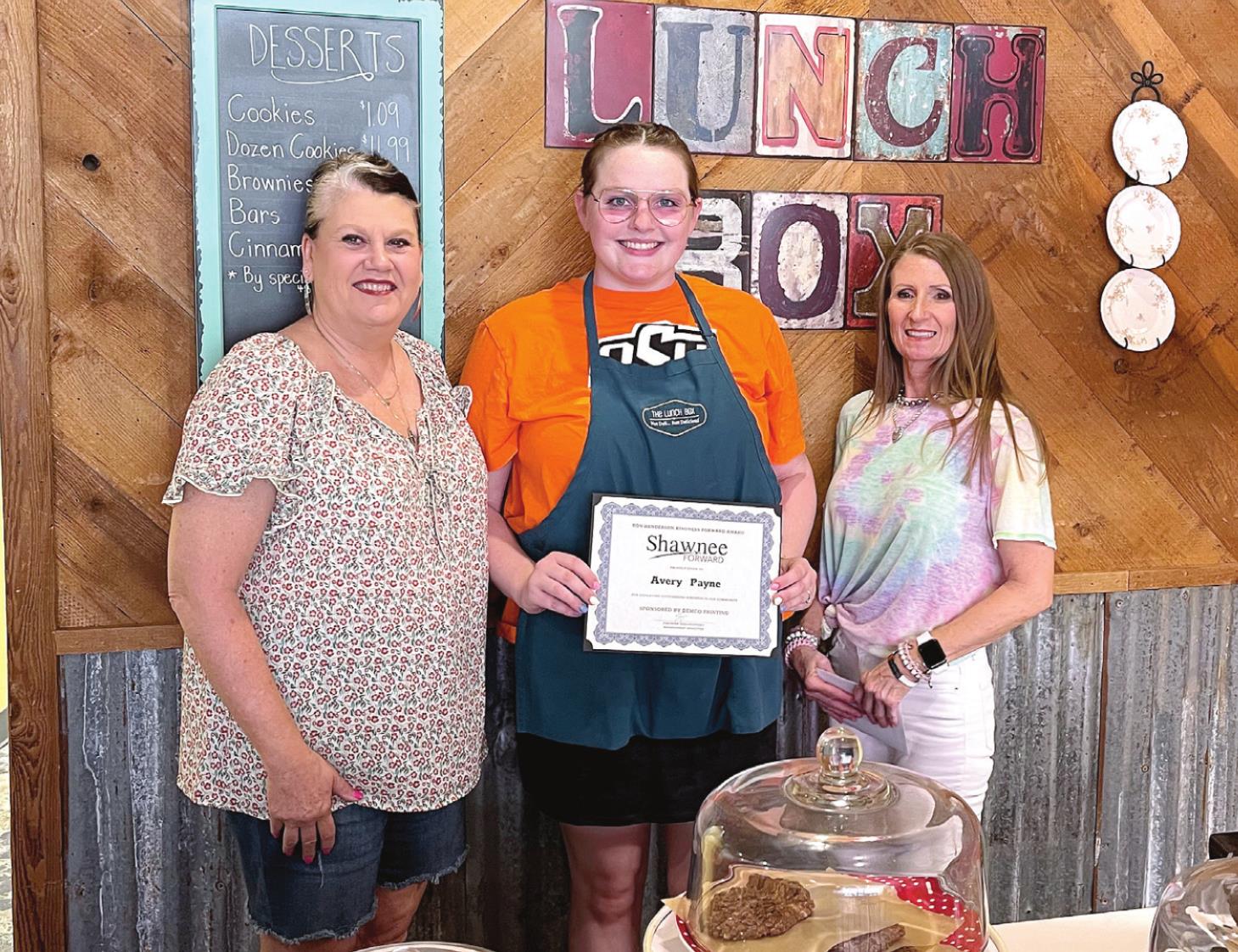 Avery Payne receives Ron Henderson Kindness Forward Award