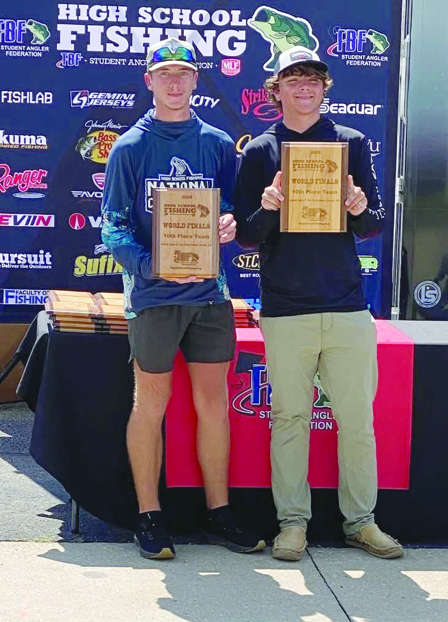 Riley Motrych and Vincent Weltzheimer pose with their 10th-Place World Finals High School Fishing plaques.