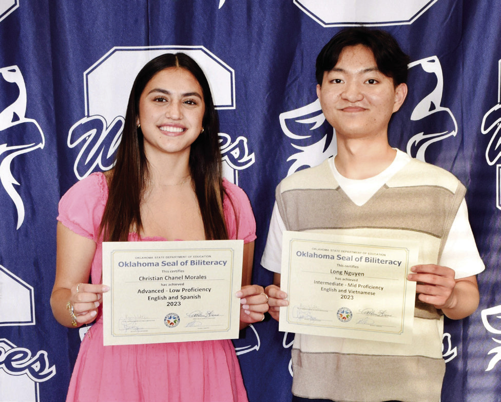 SHS Seniors Earn Seal Of Biliteracy