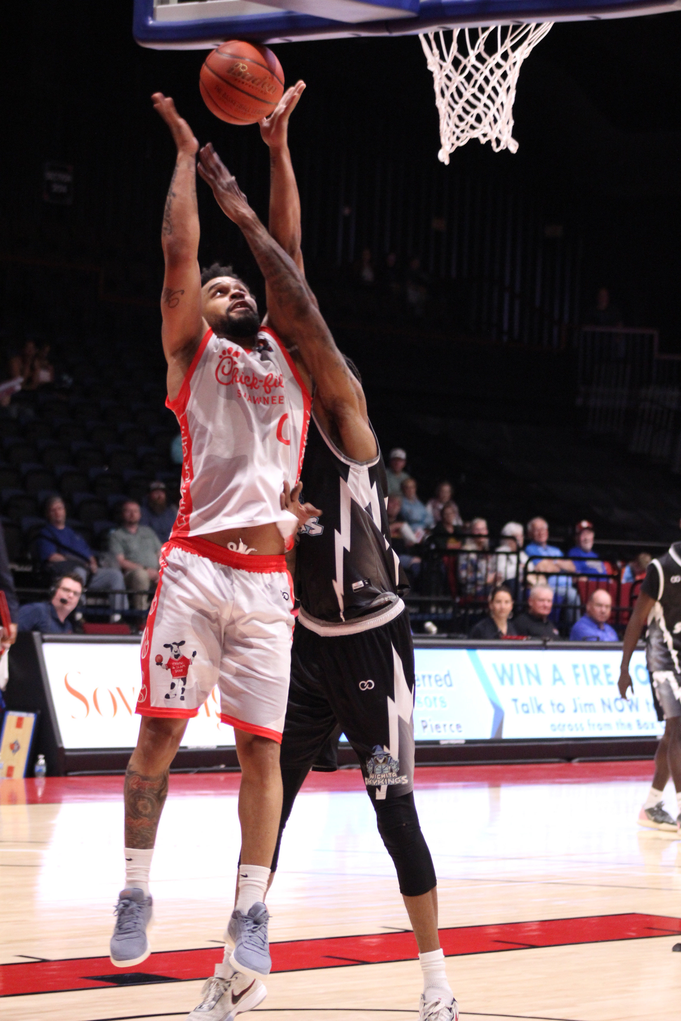 Potawatomi Fire point guard Deshawn Munson tries for a basket in the last minute of play with the Wichita Skykings on April 11. The Fire won, 132-113. Countywide & Sun/Natasha Dunagan
