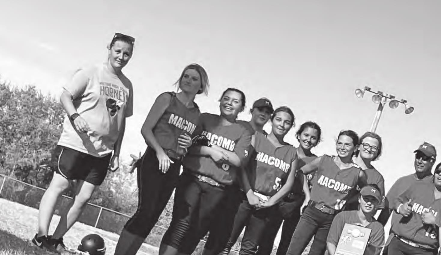 Macomb Lady Hornets Win Districts