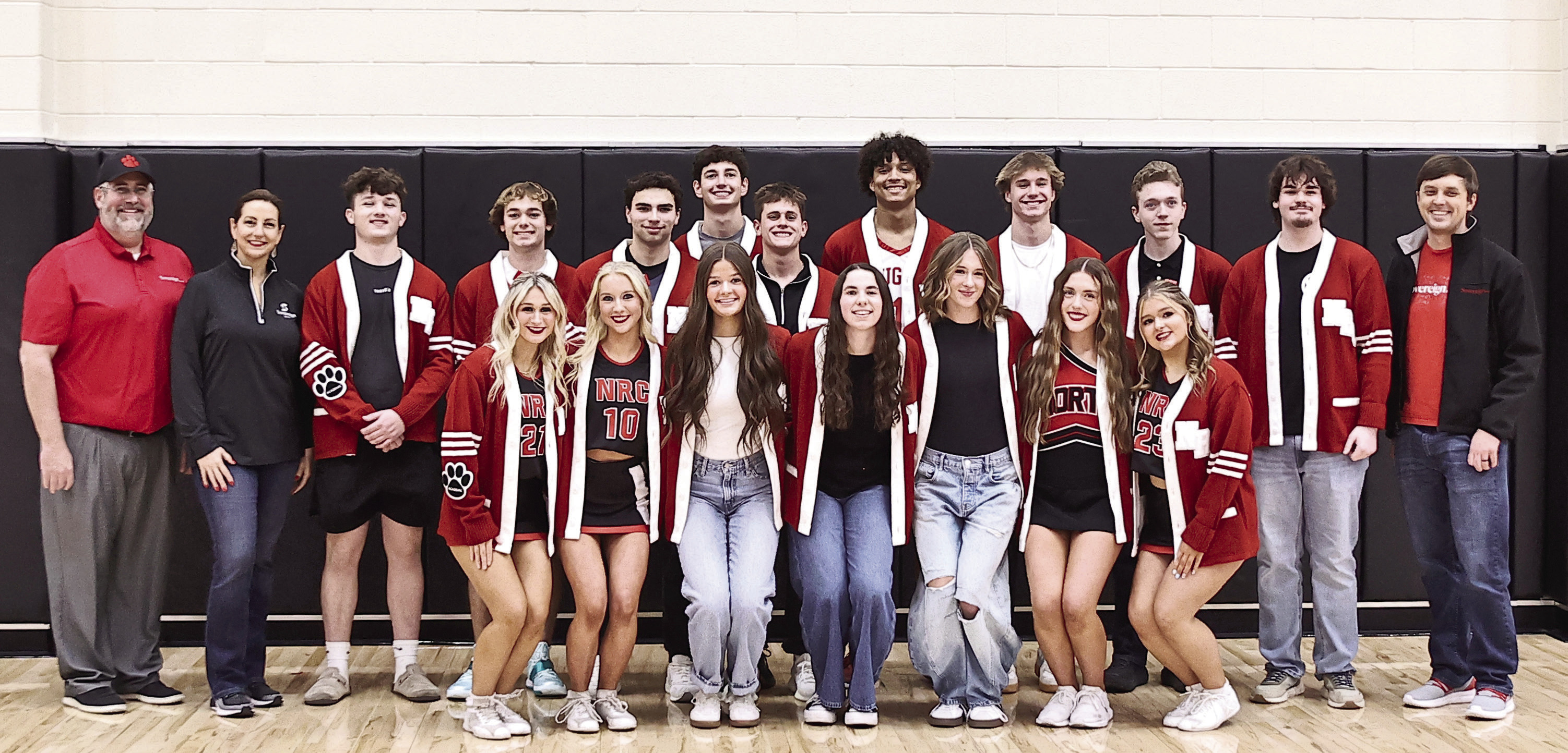 North Rock Creek students pose with their academic sweaters sponsored by Sovereign Bank. Back Row: Brian Nave, Rachael Melot, Wrigley Rendleman, Jaxon Murray, Alexander Monge, Clayton Hale, Jaxson Loftis, Memphis Burdine, Casen Stephens, Braden Hibler, Cody Jones and David Densmore. Front Row: Laynee Joyner, Savannah Motrych, Brianna Ogden, Addison Iddings, Abagail Bloyd, Hadley Dyer, Hope Hodges. Photo Provided by Gowin Photography