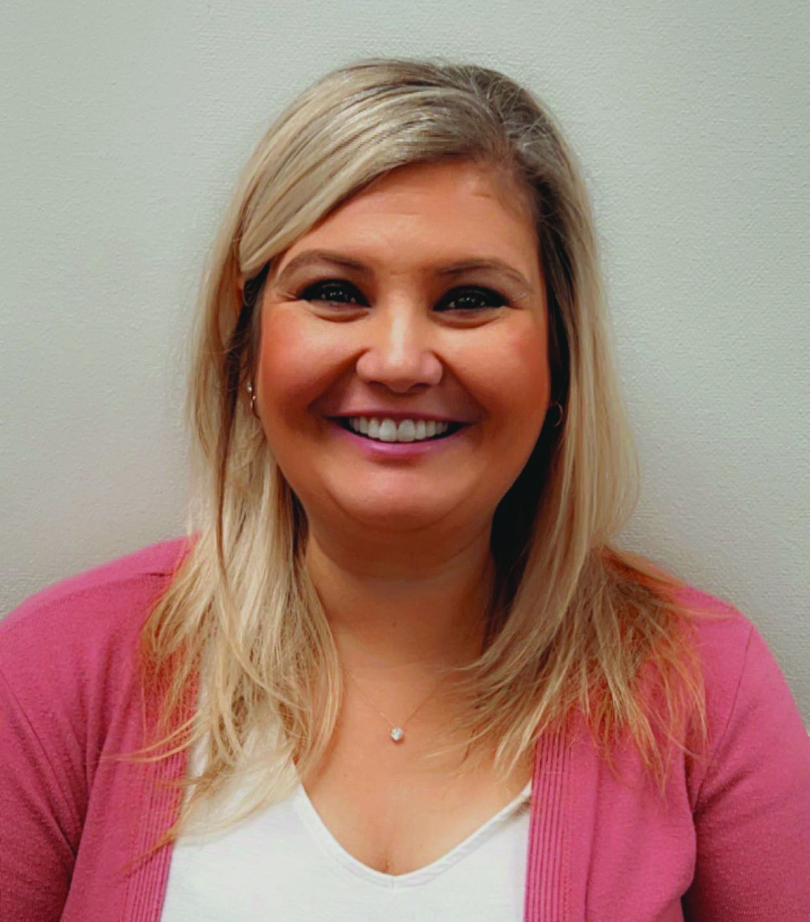 Shawnee 911 Communications Manager Receives Scholarship