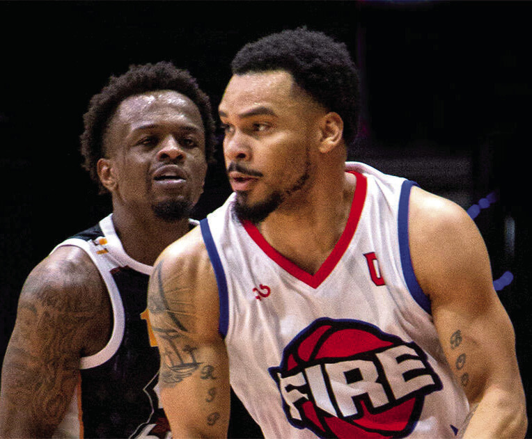 Potawatomi Fire’s DeShawn Munson sets single-game record for rebounds as the Fire cruised to its second win of the season, beating the Rockwall 7ers, 130-96. Photo by The Potawatomi Fire/Landon Kidney