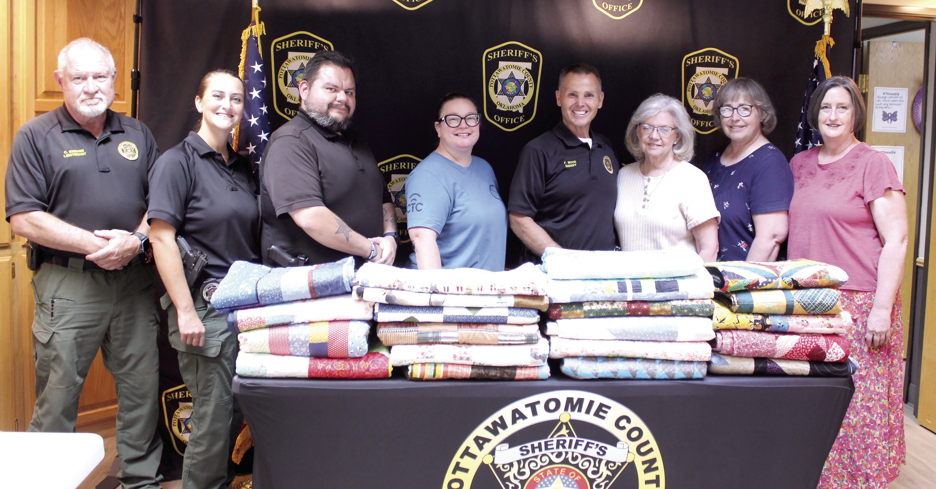 Quilts donated to Sheriff's Office