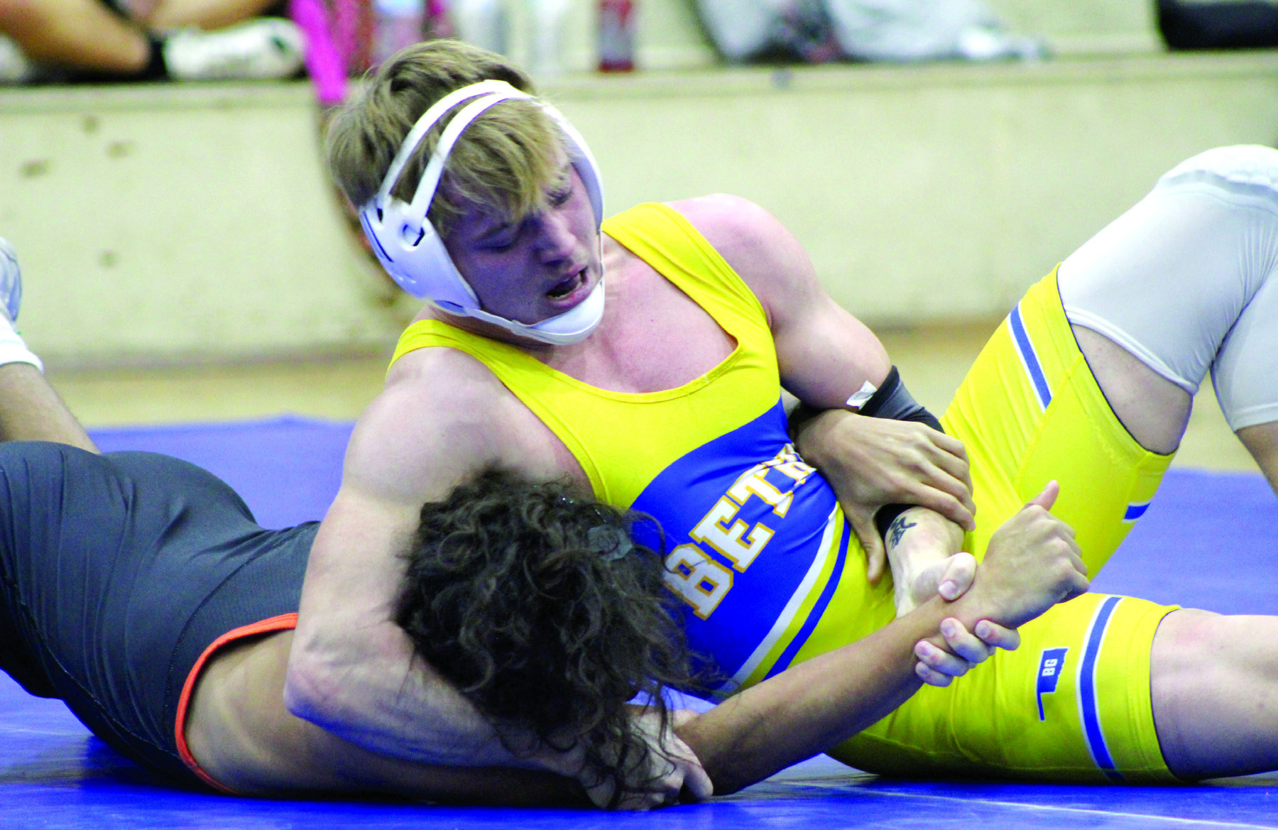 Bethel’s Brady Lower tries to flip Lexington’s Johnathan Minor in the Bethel High School Dual on Jan. 9. The overall final score for the meet was a victory for Bethel, 36-24. Countywide & Sun/Natasha Dunagan