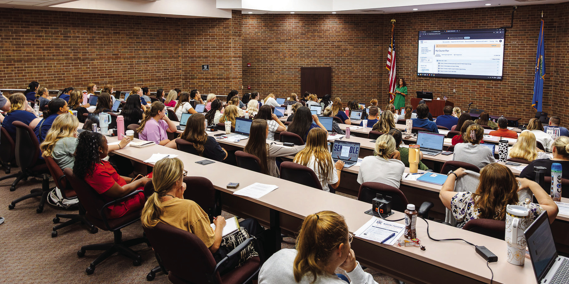 Seminole State College welcomes back students