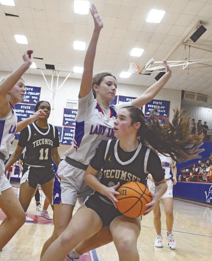 Tecumseh's Peyton Bays makes her way to the hoop in the Jan. 31 game at Chandler. The Lady Savages won, 49-30. Photo courtesy of Brian Blansett.