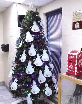 Bows of Love Tree application deadline is Dec. 8, presents due Dec. 12