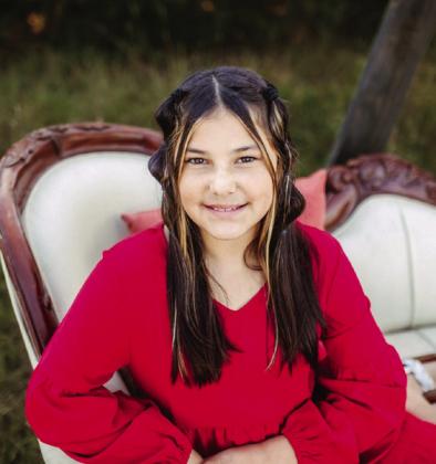 Jr: Ava Gifford