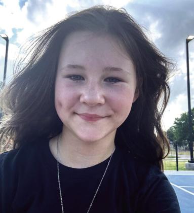Jr: Abbi Elliot