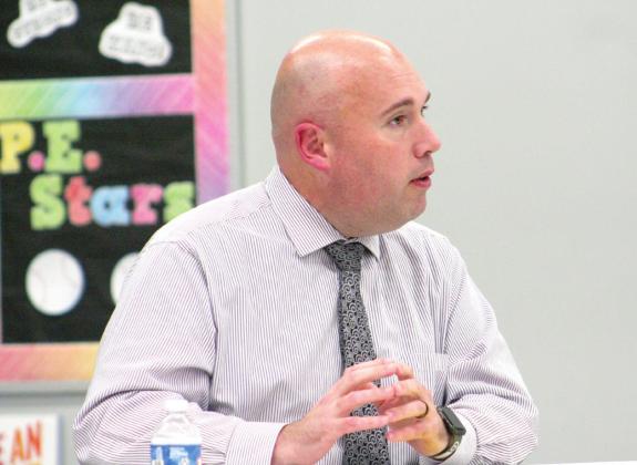 Tecumseh School Superintendent Robert Kinsey presents information to the Tecumseh Board of Education during Monday night’s meeting. Countywide &amp;amp; Sun/Kendra Johnson