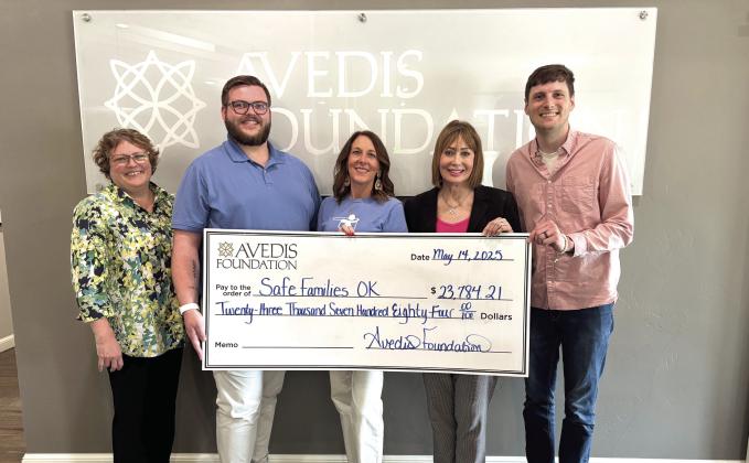Pictured from left: Tracy Meeuwsen, Program Director-Data Analyst Avedis Foundation; Michael Potter, Shawnee Community Hub Leader; Christy Ausley, Deputy Director Safe Families Oklahoma; Kathy Laster, President &amp;amp; CEO Avedis Foundation; and Zane Winters, Shawnee Community Hub Leader. Photo Provided