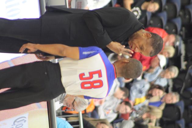 Coach Derrick Rowland