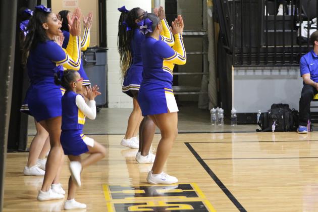 Classen Cheerleaders