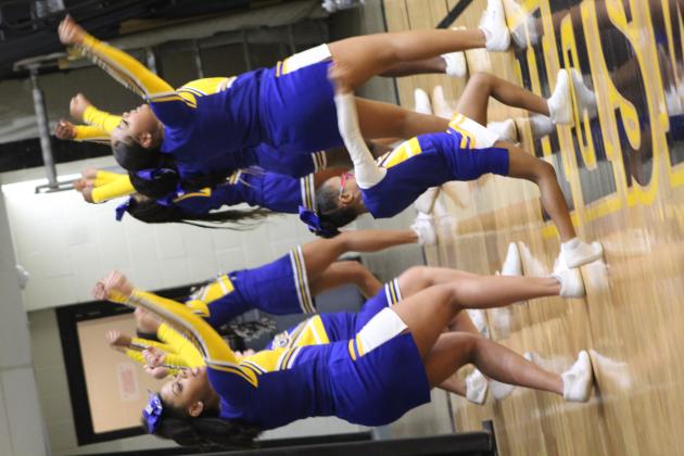 Classen Cheerleaders