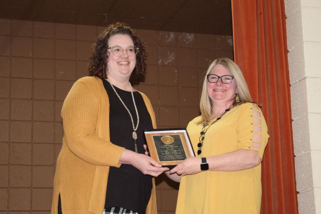 Alisha Jonker, Stacy Kipps