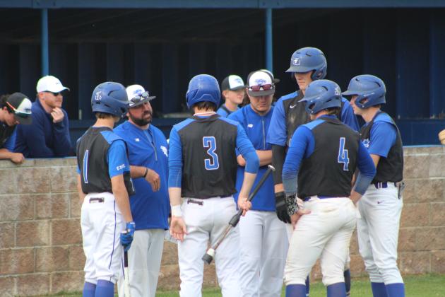 Coach Lincoln Dearing