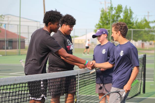 Ardmore tennis players with Logan Williams &amp; Hyrum Miner