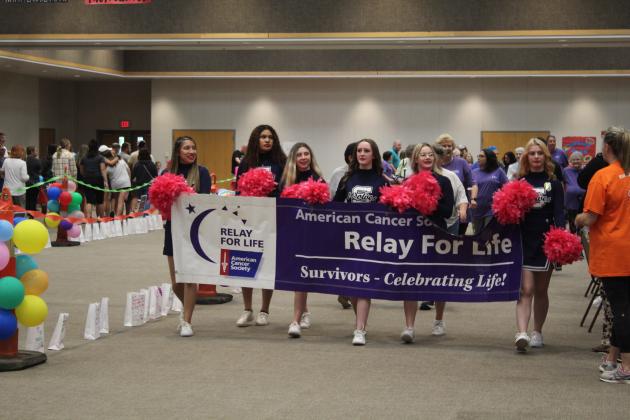 The Shawnee Cheerleaders lead the Relay.