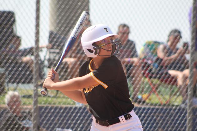 Lady Savages Win at 5A State Quarterfinals