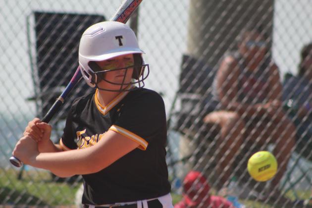 Lady Savages Win at 5A State Quarterfinals