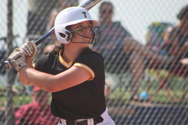 Lady Savages Win at 5A State Quarterfinals