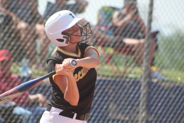 Lady Savages Win at 5A State Quarterfinals