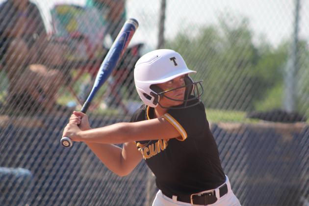 Lady Savages Win at 5A State Quarterfinals
