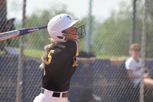 Lady Savages Win at 5A State Quarterfinals