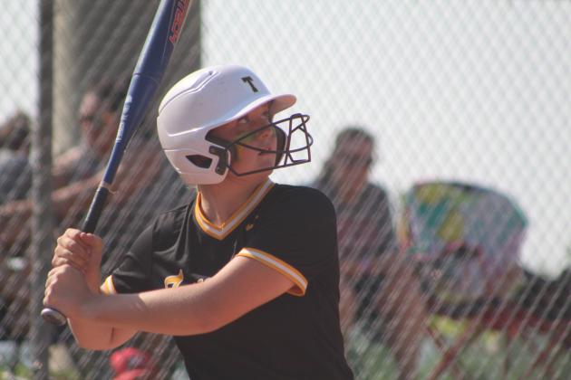 Lady Savages Win at 5A State Quarterfinals