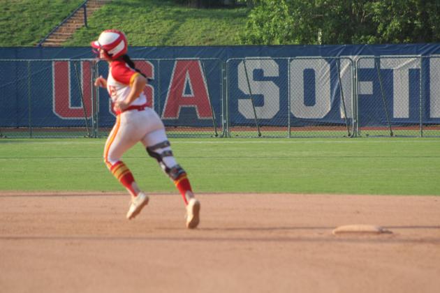 Dale Lady Pirates Are Class 4A Slow-Pitch Runners-Up