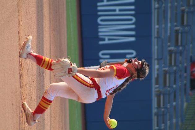 Dale Lady Pirates Are Class 4A Slow-Pitch Runners-Up