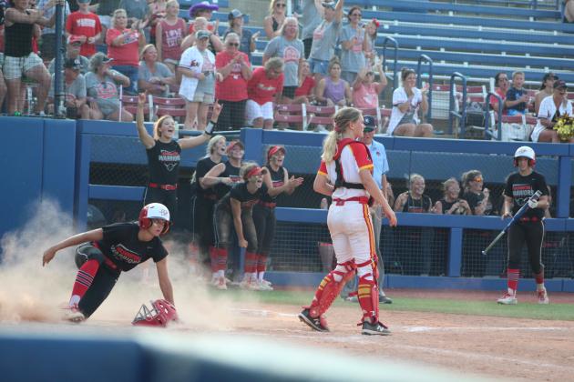 Dale Lady Pirates Are Class 4A Slow-Pitch Runners-Up