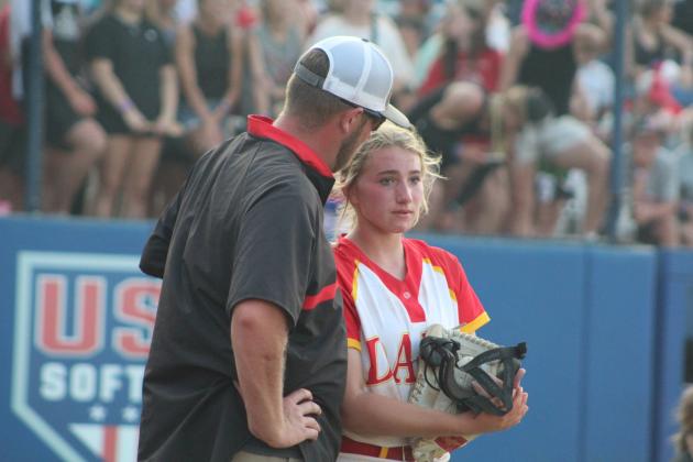Dale Lady Pirates Are Class 4A Slow-Pitch Runners-Up