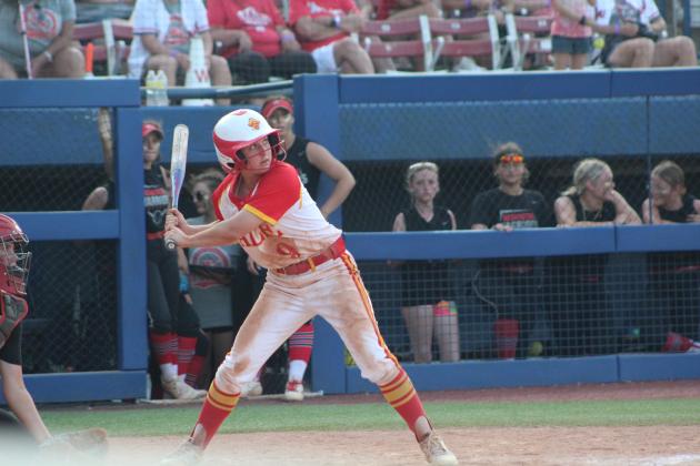 Dale Lady Pirates Are Class 4A Slow-Pitch Runners-Up