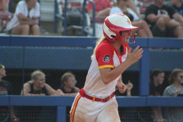 Dale Lady Pirates Are Class 4A Slow-Pitch Runners-Up