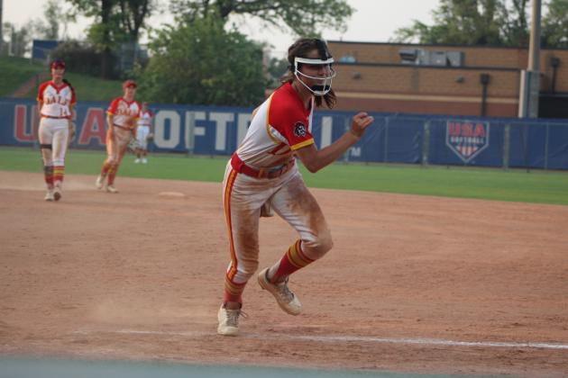 Dale Lady Pirates Are Class 4A Slow-Pitch Runners-Up