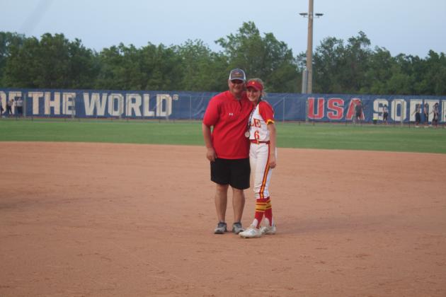 Dale Lady Pirates Are Class 4A Slow-Pitch Runners-Up