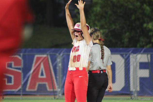Lady Cougars Take State