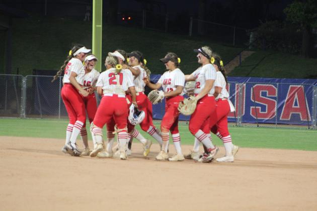 Lady Cougars Take State