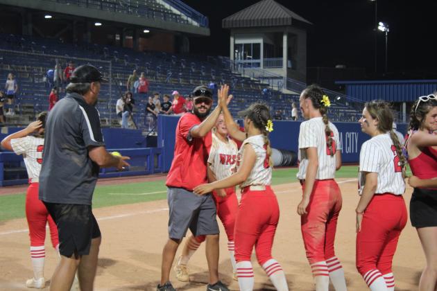 Lady Cougars Take State