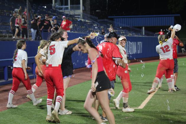Lady Cougars Take State
