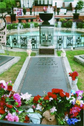 Elvis Presley's Tomb
