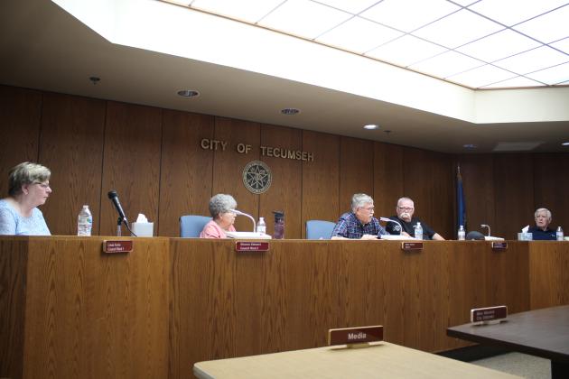 Tecumseh City Council and Mayor Eddy Parker