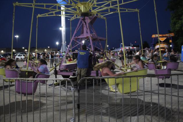 Carnival ride