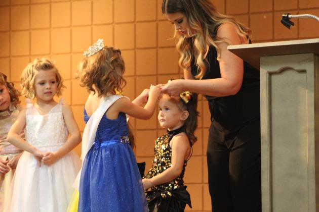 Tot Miss Runner-Up Cambria Castaneda