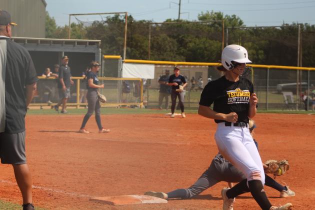 Tecumseh Lady Savages Win Regionals