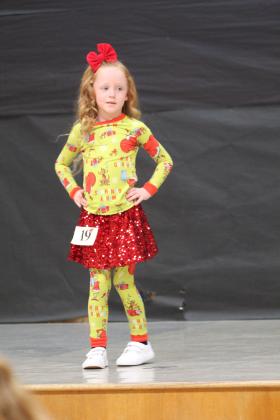 Miss &amp; Mr. Christmas Pageant