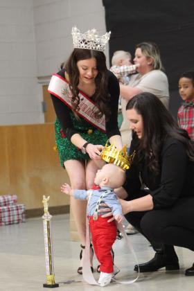 Miss &amp; Mr. Christmas Pageant